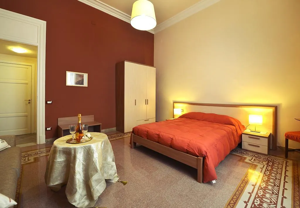Bed & Breakfast Bed and Breakfast *1*7*4* Via Roma Palermo